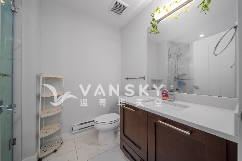 250430150411_master bathroom.jpg